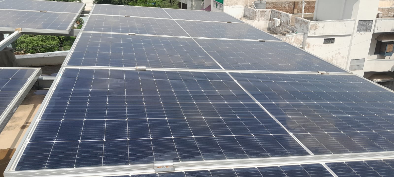 Luxsun commercial solar installation