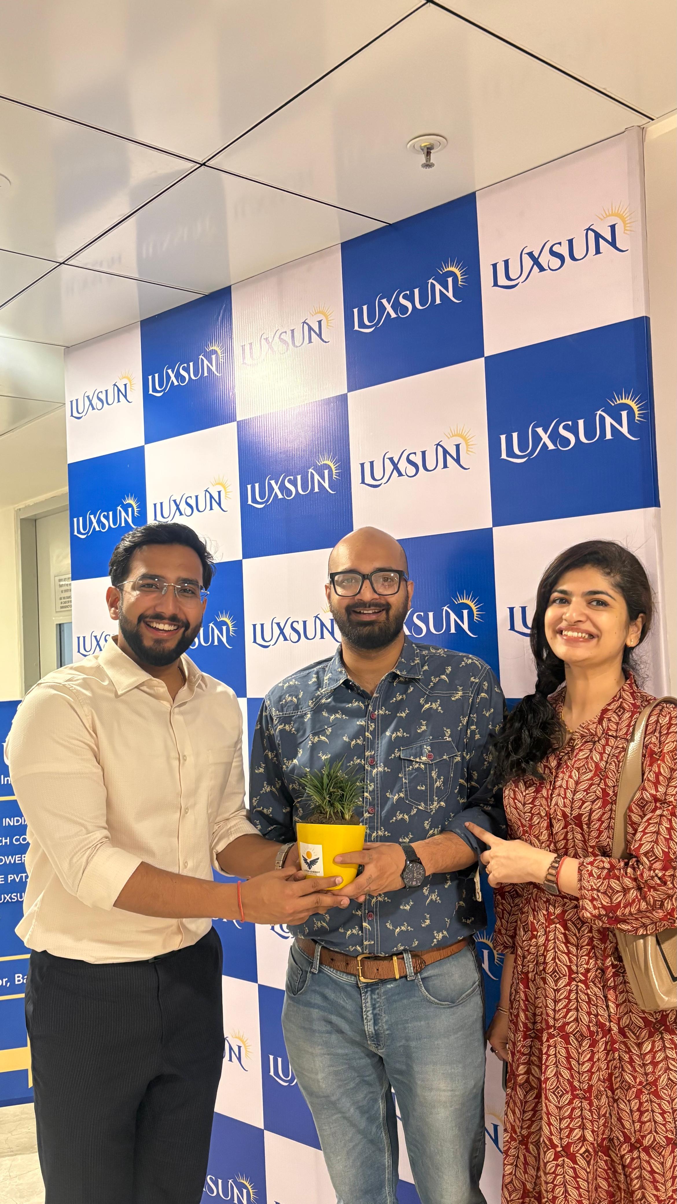 Luxsun Energy team 7